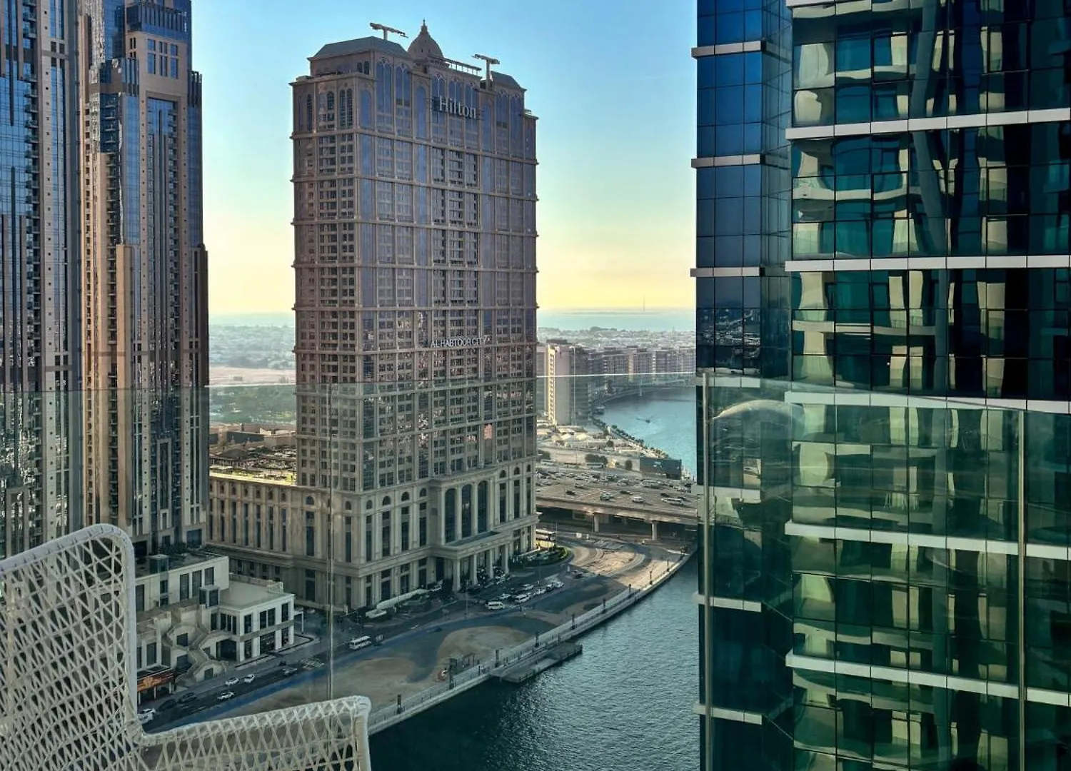 2Br Luxury Retreat - Stunning Canal And Sea View Dubai 0*,  United Arab Emirates